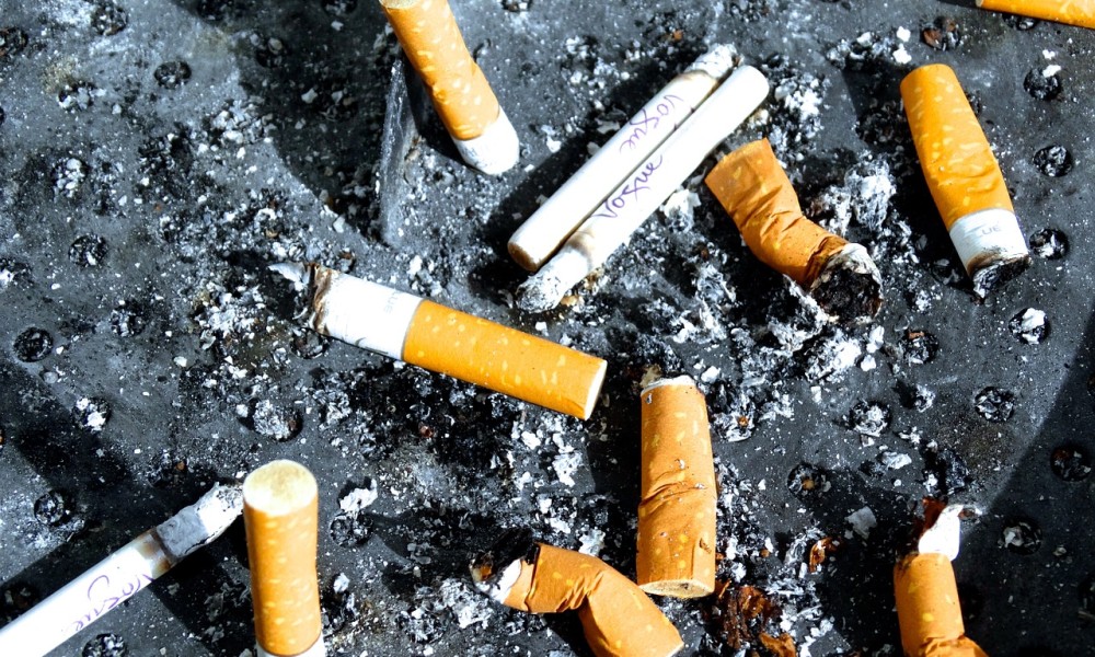 Bardzo bez liku osób uzalewżnionych jest od fajczenia papierosów
