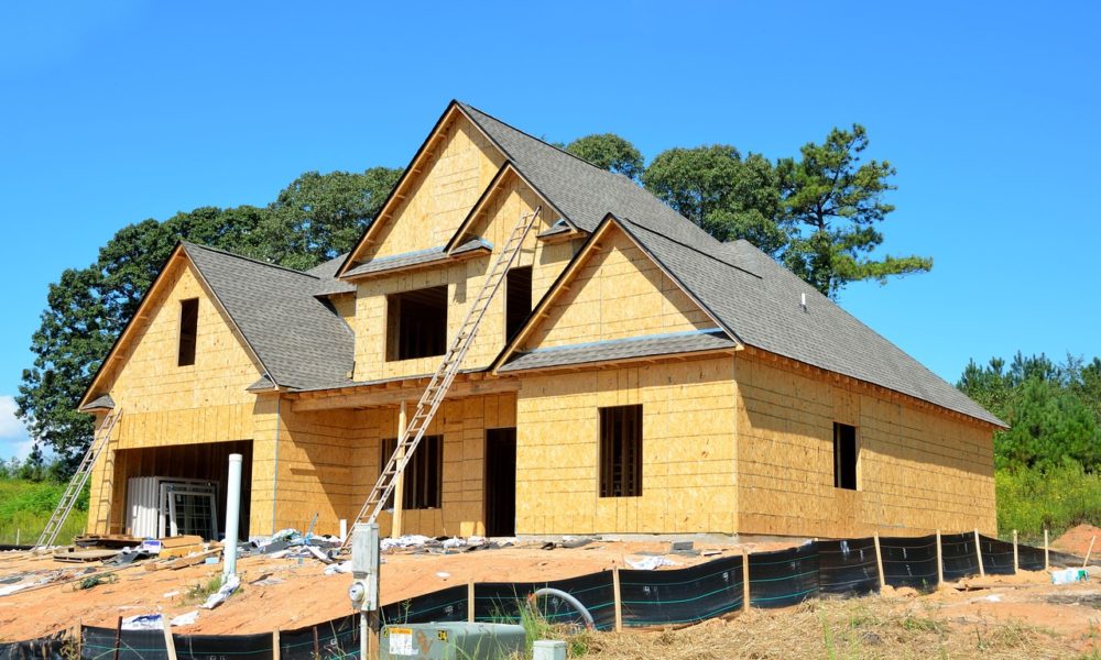 Zgodnie z aktualnymi regulaminami świeżo wznoszone domy muszą być ekonomiczne.